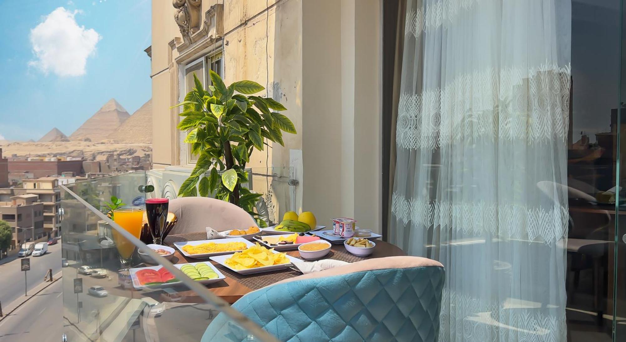 Imperial Pyramids Heights View Bed & Breakfast Nazlet el-Sisi Exterior photo