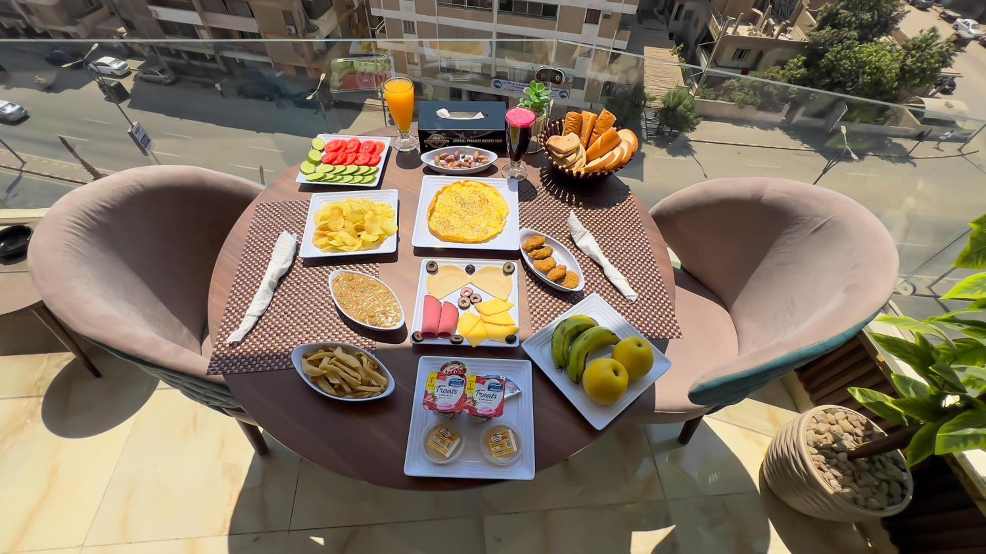 Imperial Pyramids Heights View Bed & Breakfast Nazlet el-Sisi Exterior photo