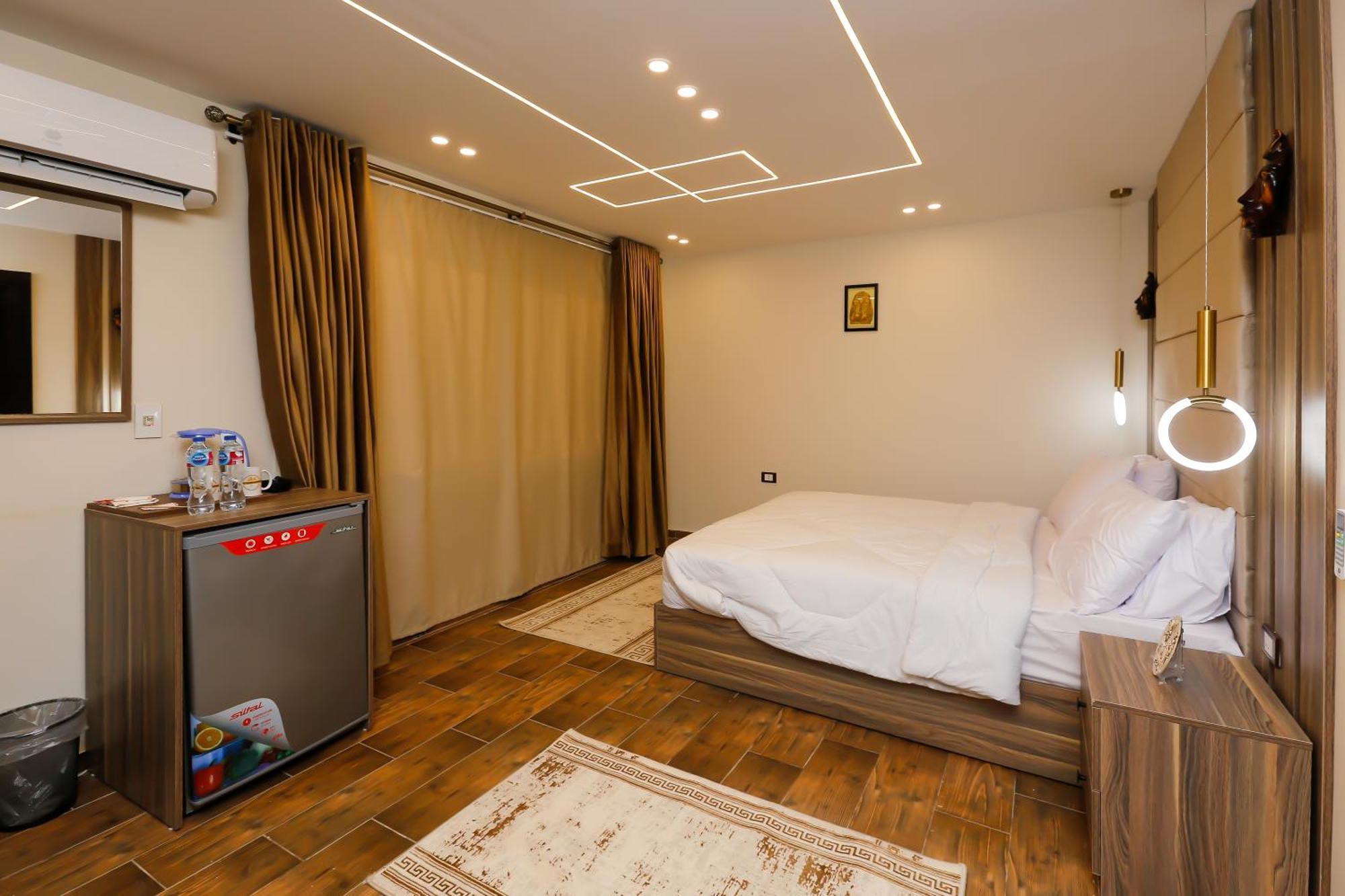 Imperial Pyramids Heights View Bed & Breakfast Nazlet el-Sisi Exterior photo
